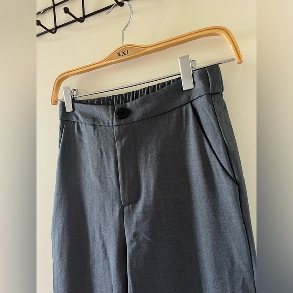 Petite shein grey dress pants 🩶 - Picture 2 of 4